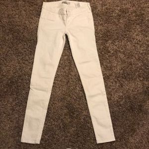 Hollister white skinny jeans size 3R